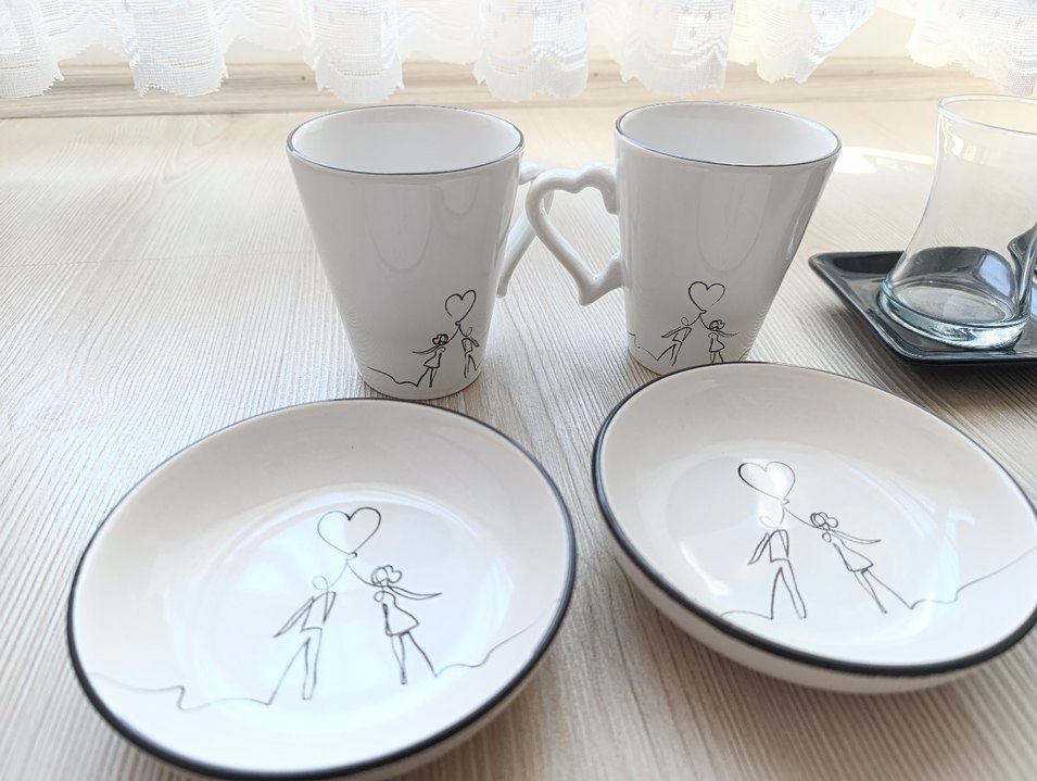 Siyah ve Beyaz kahvaltı seti. Nişanı attım için ucuz satıyorum - Görsel 3