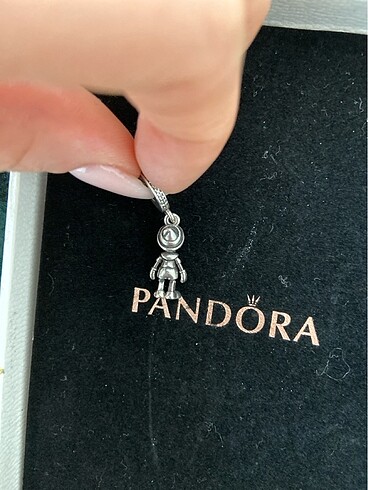 Pandora Pandora charm