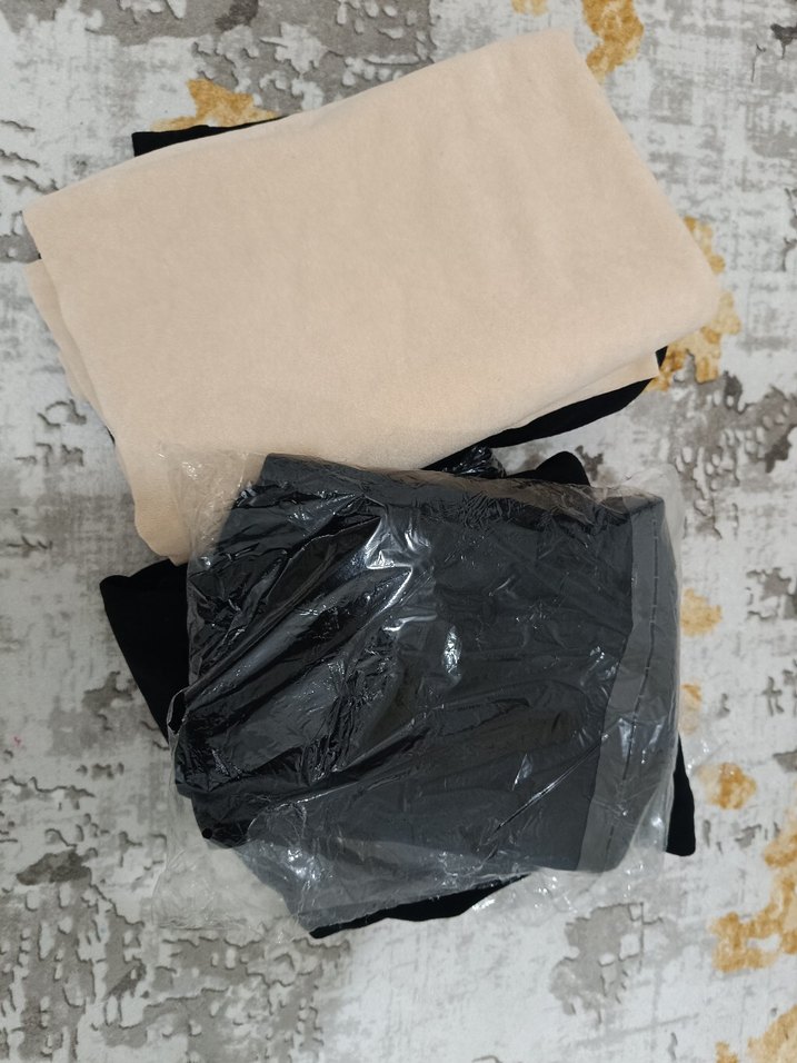 Bej düz Yatak Örtüsü polar toplam fiyattır iki defolu - Görsel 4