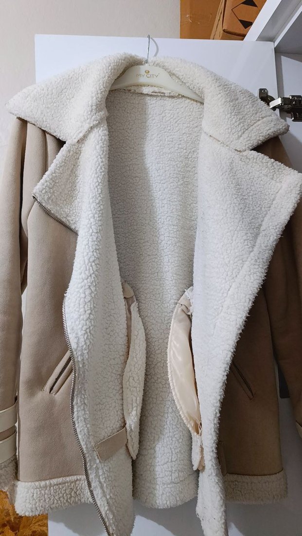 Bej Kürklü süet Kadın Kışlık Mont - Görsel 3