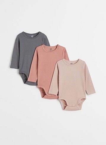 H&M üstler