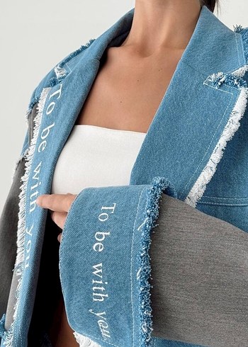 l Beden gri Renk QUZU Gri Denim Ceket, Düğmeli, Baskılı Takım