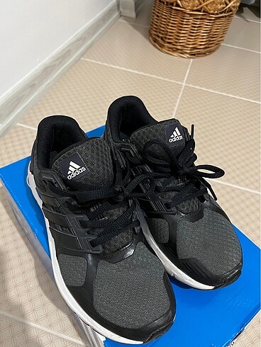 Adidas Adidas yürüyüş ayakkabısı