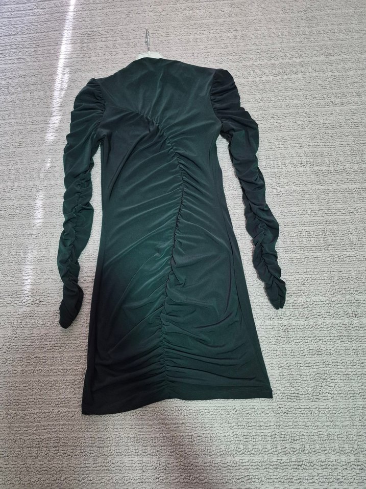 Zümrüt yeşili mini elbise - Görsel 3