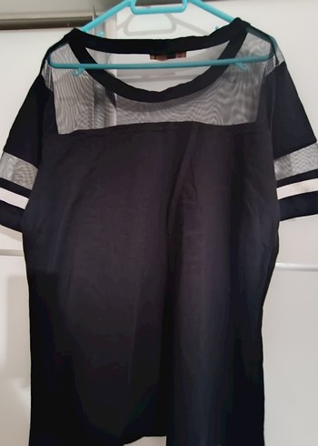 Siyah Dantel Detaylı Kadın Tişört - Görsel 2