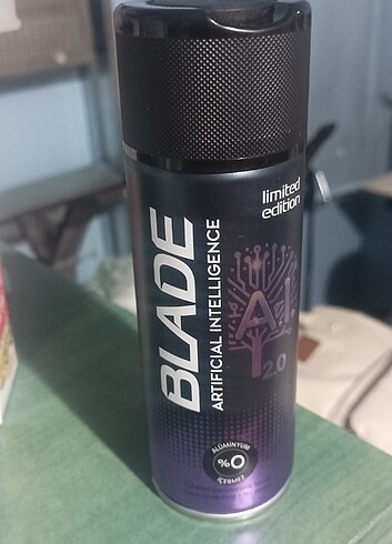 Diğer Blade deodorant 