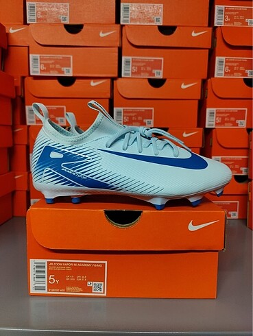 34 Beden çeşitli Renk Nike vapor çocuk kramponu