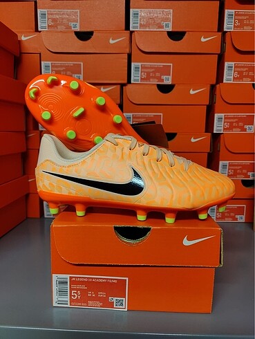 Nike Tiempo çocuk kramponu