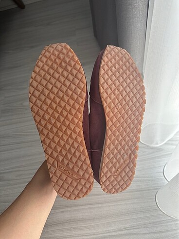37 Beden Lacoste bordo spor ayakkabısı