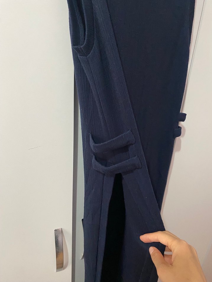 Lacivert Yüksek Yakalı Uzun Elbise - Görsel 2