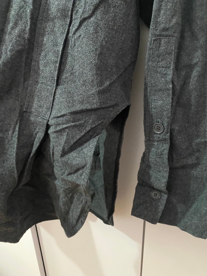 Düğmeli Gri Keten Kadın Gömlek - Görsel 5