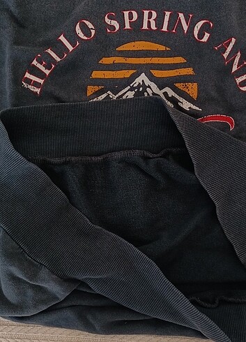 LC Waikiki LCW sweatshirt