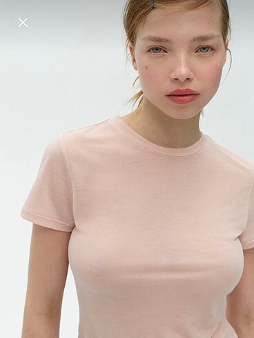H&M bedene oturan üst