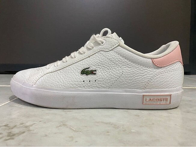 lacoste kadin ayakkabi