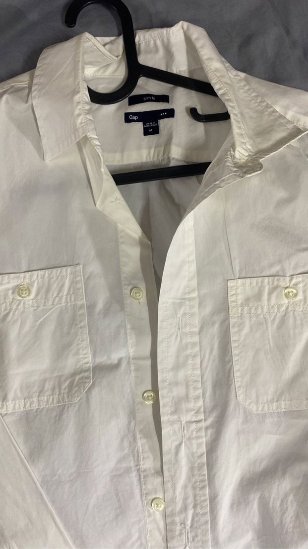 Erkek GAP Beyaz Keten Düğmeli Kısa Kollu Gömlek - Görsel 2