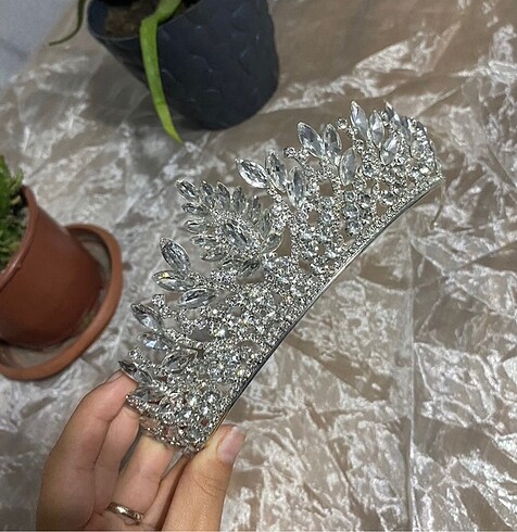 Gelin tacı