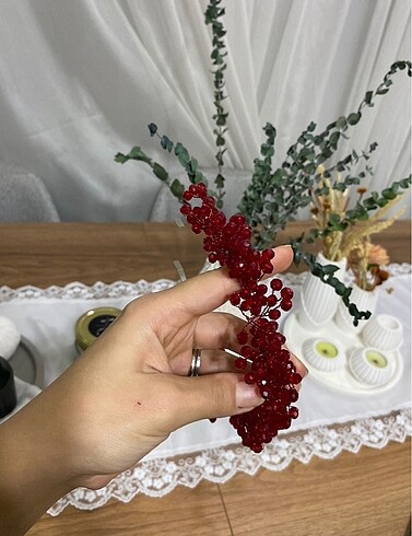 Kına nişan tacı