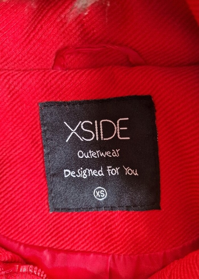 Kırmızı kaban - Görsel 4