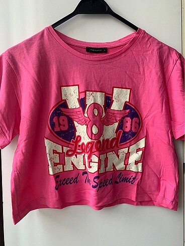 TRENDYOL pembe tshirt