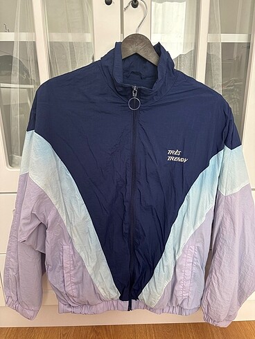 Pull and Bear Yağmurluk