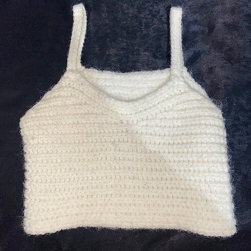 beyaz askılı crop