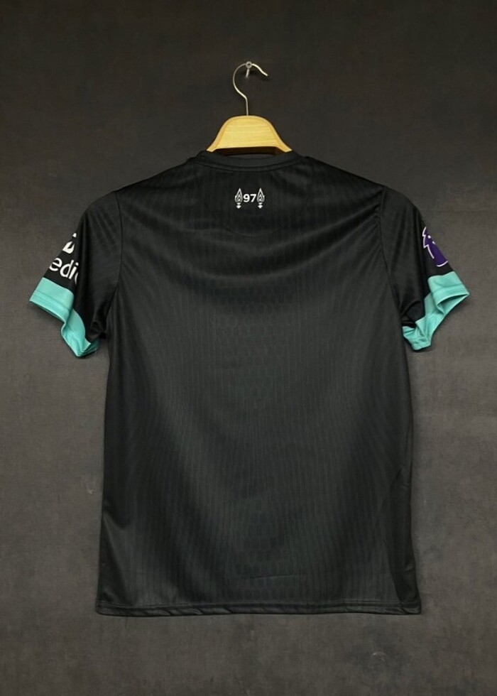 Liverpool Forma 2024-25 - Görsel 3