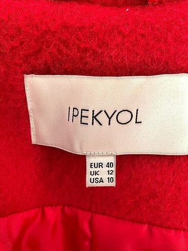 40 Beden kırmızı Renk ipekyol Kaban %70 İndirimli.