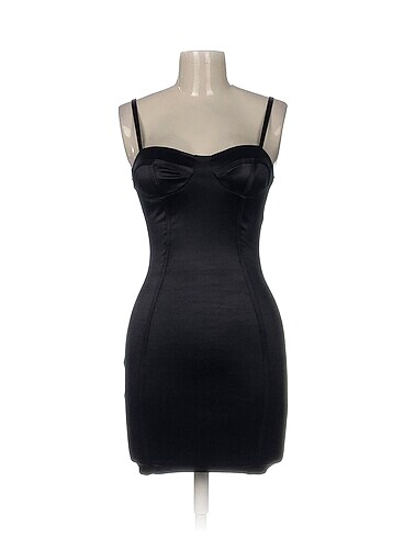 Miss Selfridge Kısa Elbise %70 İndirimli.