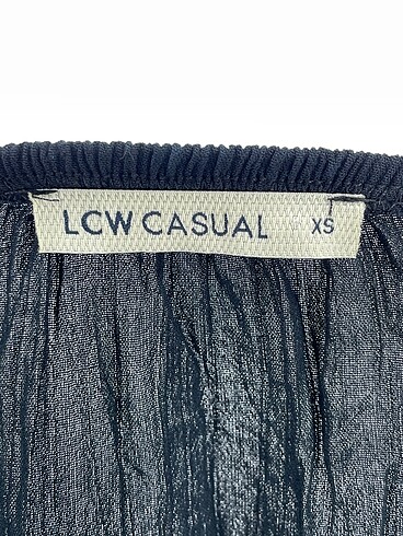 xs Beden siyah Renk LC Waikiki Bluz %70 İndirimli.