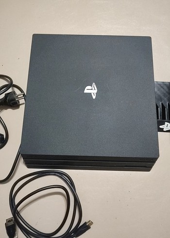 PS4 Konsol, pro 2 kol, 2 Oyun ve Stand - Görsel 5