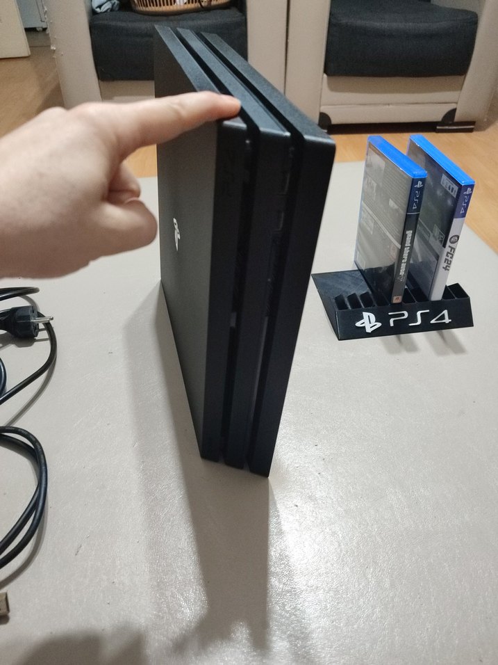 PS4 Konsol, pro 2 kol, 2 Oyun ve Stand - Görsel 2