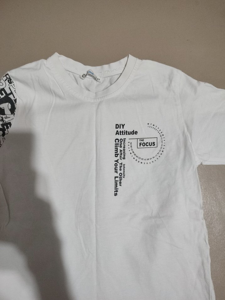 Beyaz Baskılı Erkek Tişört 8.9 yaş - Görsel 2