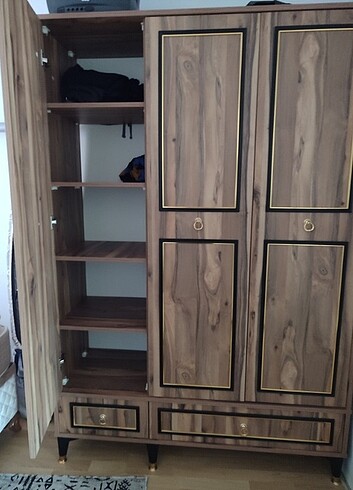  Beden Renk Yatak odası dolabı