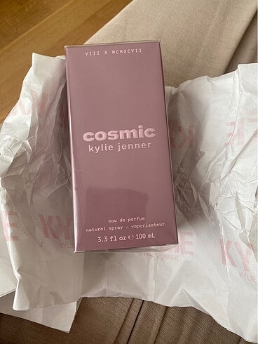 Kylie cosmic parfüm