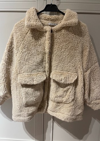 l Beden Bej Peluş Kısa Kadın Ceket