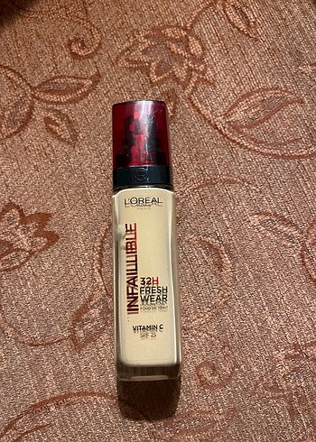L'Oréal İnfaillible 32H Fondöten SPF 25