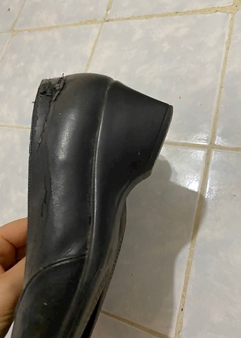 Klasik Siyah Topuklu Kadın Ayakkabısı - Görsel 2