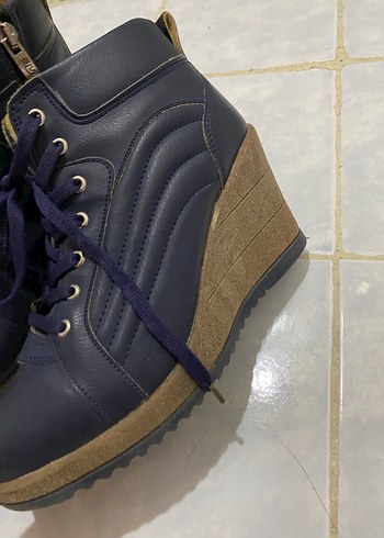 Koyu Mavi Kadın Dolgu Topuklu Bot - Görsel 3