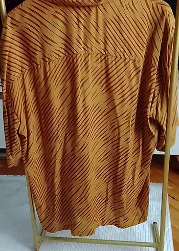 Bershka Kahverengi Pilili Kısa Kollu Erkek Gömlek
