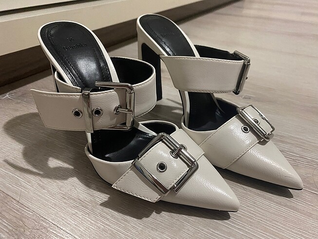 Bershka topuklu