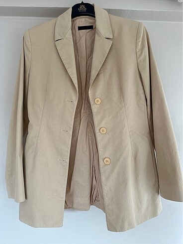 Emporio Armani bej rengi blazer ceket
