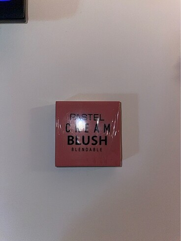 Beden Pastel Cream Blush 41 Dazzling