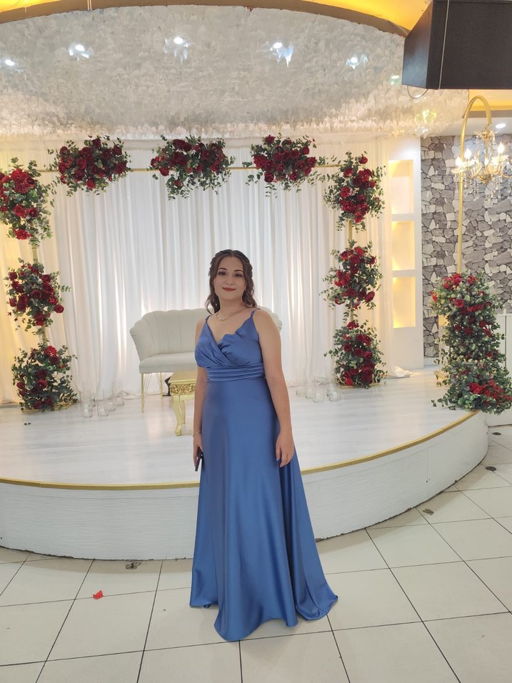 Saten ince askılı uzun abiye - Görsel 3