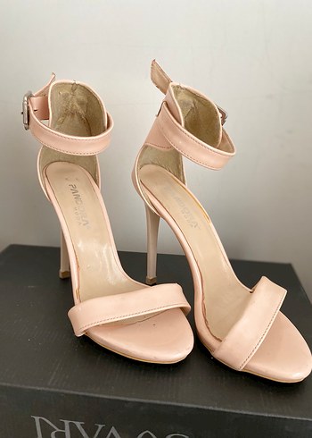 Bej Minimalist Stiletto Topuklu Kadın Ayakkabı - Görsel 2