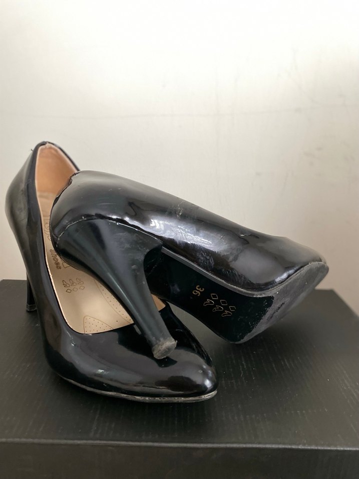 Leiyon Siyah Rugan Stiletto Topuklu Kadın Ayakkabı - Görsel 3