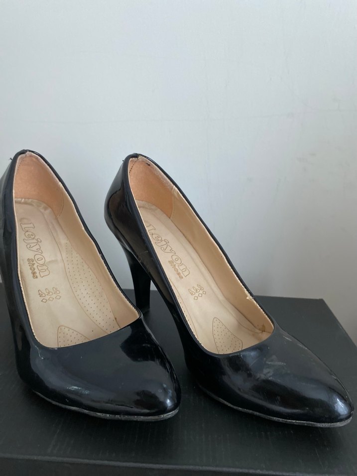 Leiyon Siyah Rugan Stiletto Topuklu Kadın Ayakkabı - Görsel 2