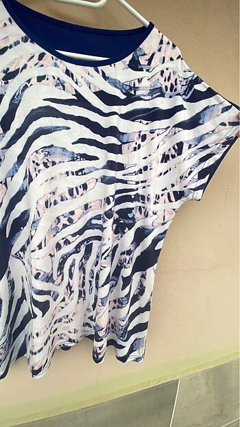 xl Beden Batik Desenli oversize yazlık şık tshirt