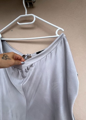 Mango Mango salaş sırt bağcıklı gümüş tunik elbise