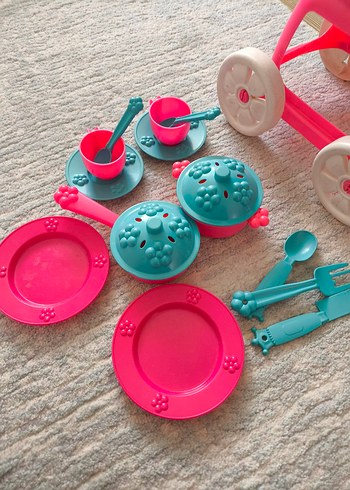 Buzlar ülkesi mutfak seti arabalı - Görsel 2