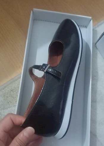 siyah deri kadın babet